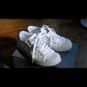 PALLAPHOENIX OG CANVAS WHITE
